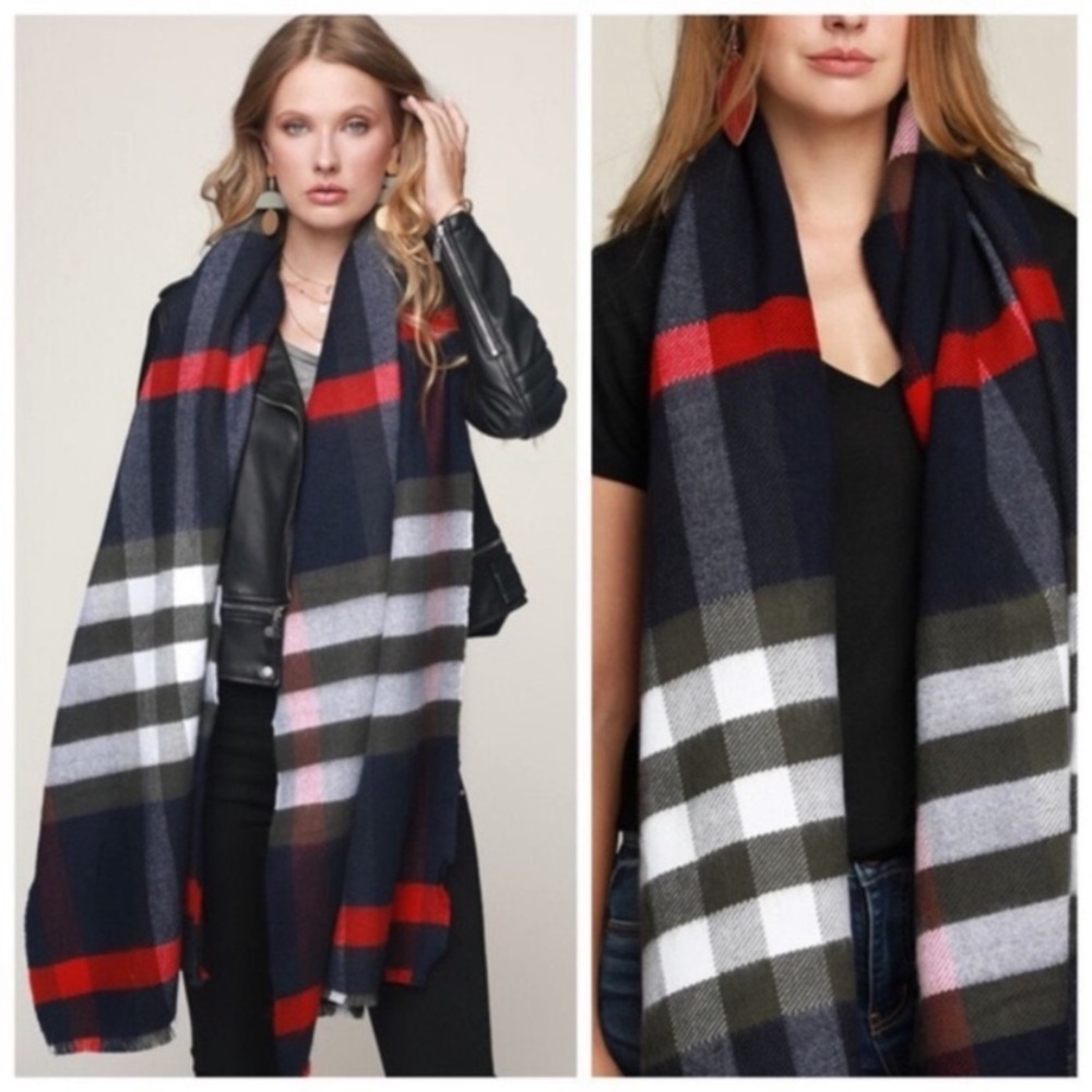 LAST ONE | Navy scarf